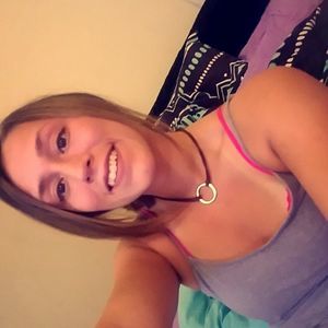 Meet your Posher, Brooke